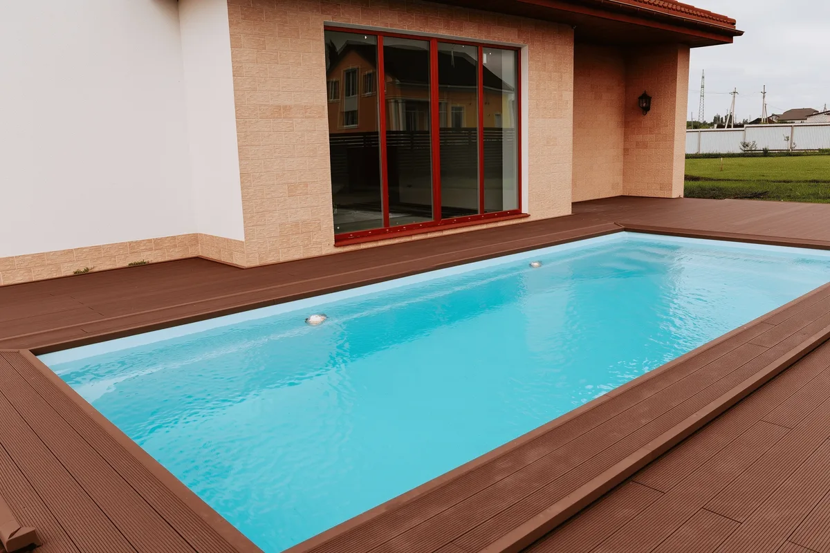 Композитный бассейн Laguna 8 — вид сверху в Междуреченске